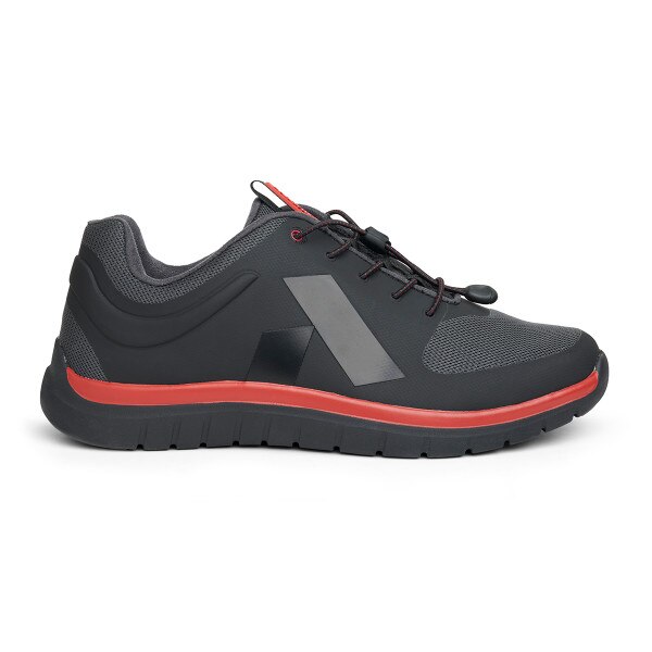 No. 22 Sport Runner in Black Red